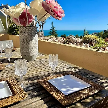 Magnifique 4 Pieces Vue Mer/parking/piscine *